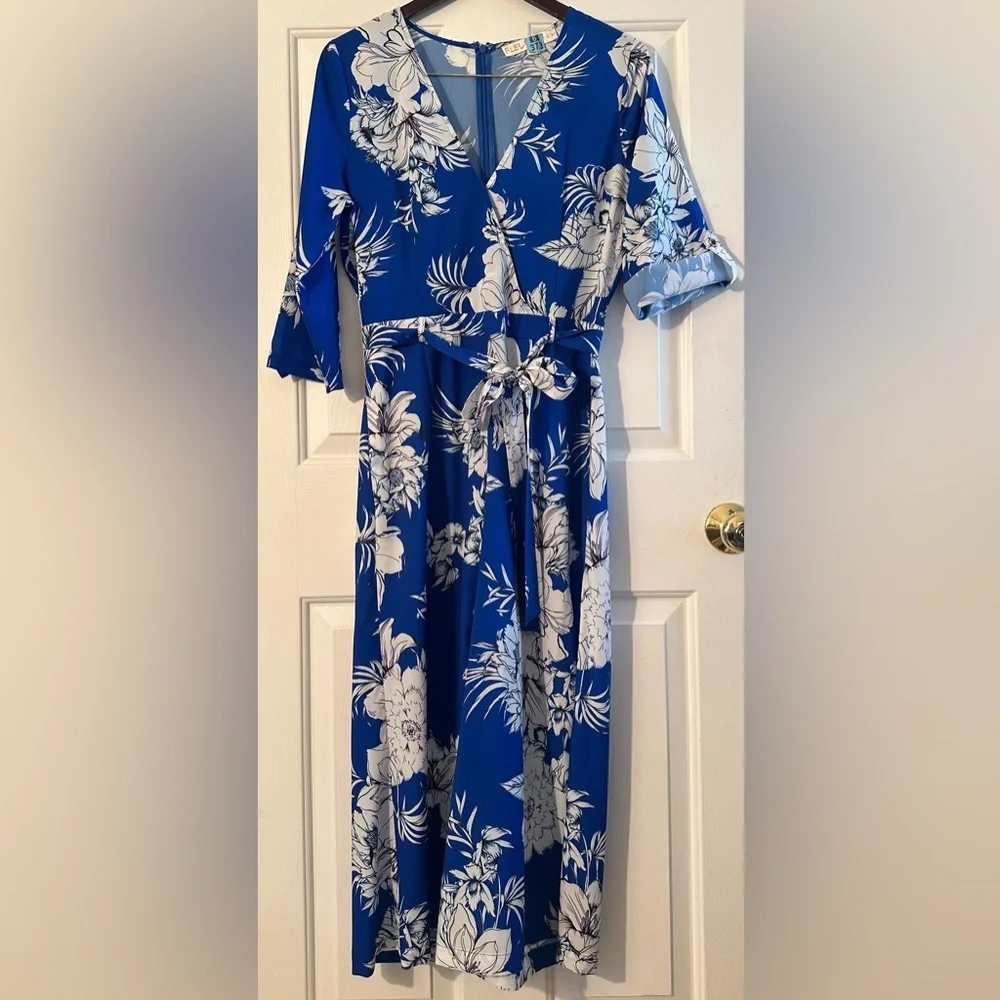 YUMI KIM Coastal Resort Spring Lg All For You Floral Blue Jumpsuit Wide Leg Crop